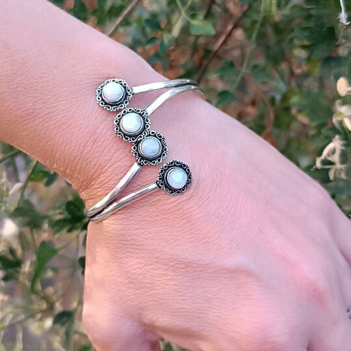 Statement silver-plated women's bracelet new with moonstone