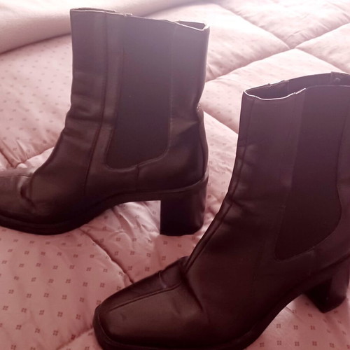 Chelsea Bershka boots used, black, size 38