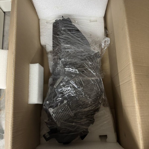 Tesla Model 3 Model Y front right headlight new Part Number 1514963-00-E