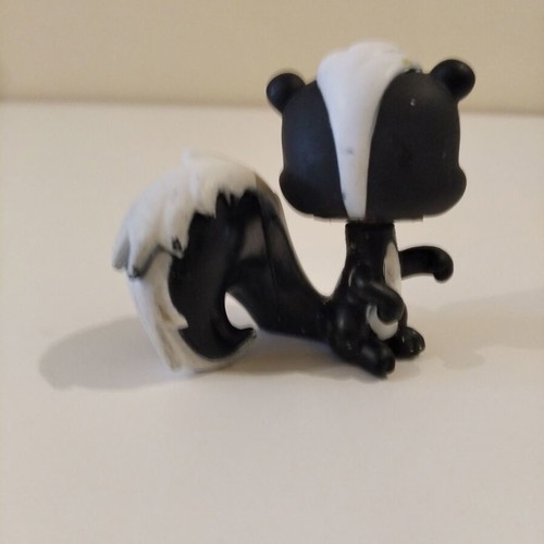 LPS Rare Collectible Skunk Figure #306 used