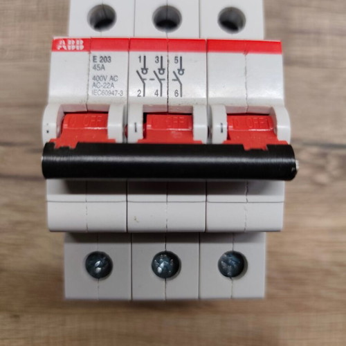 Rail Switch 3P 45A E203 45r used