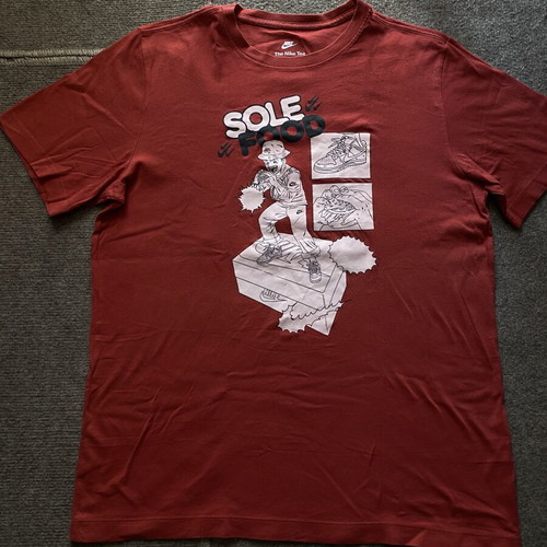 Nike Sole Food T-Shirt size M like new, red