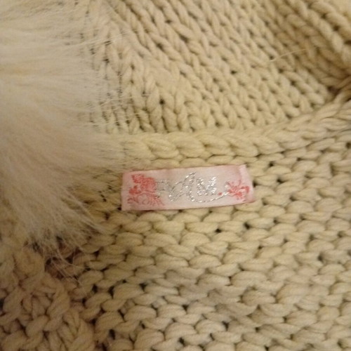 Knitted beige vest with hood and fur like new