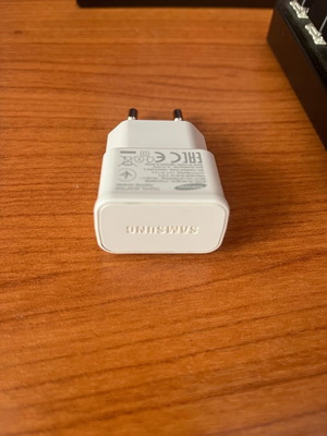 Samsung USB charging adapter used