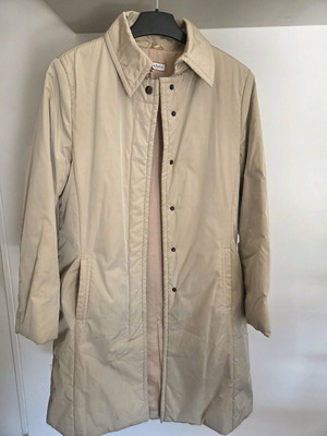 Max Mara waterproof coat beige size 38 used