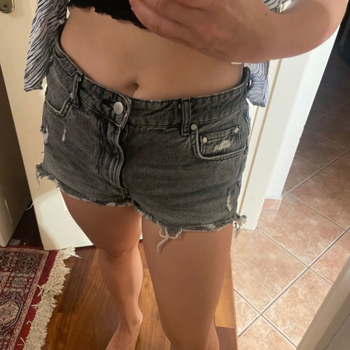 Zara shorts grey one size