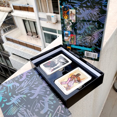 The New Orleans Voodoo Tarot cards like new