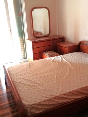 Wooden bedroom furniture set used with bed, 2 nightstands, dressing table, stool, mattress 150x200