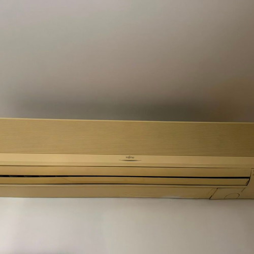 Fujitsu ASY24RGD-W air conditioner 24,000 BTU