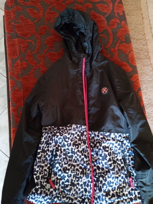 Crivit jacket for girls used, black and multicolor