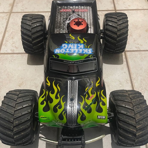 Thunder Tiger MTA-4 S28 Nitro RC Monster Truck