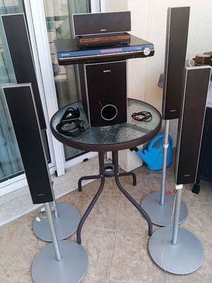Sony DVD Home Theater System DAV-DZ630 5.1 used with speaker stands