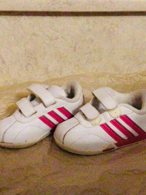 Adidas No. 21 shoes used in very good condition without damage