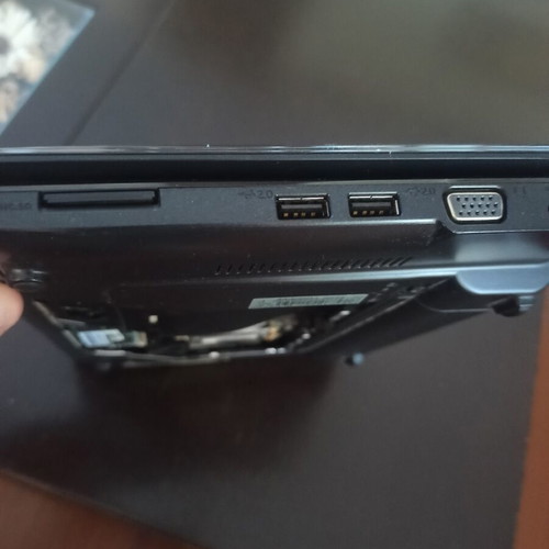 Asus Eee PC 1000 series netbook for parts, not working