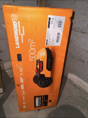 WORX Landroid M500 WR141E Robot Lawn Mower new, smart app control