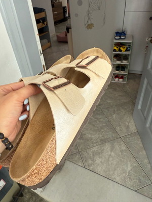 Birkenstock beige sandals like new, size 41