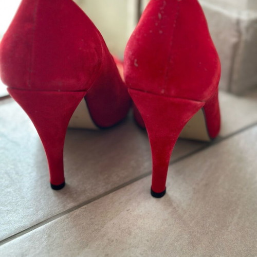 Red pumps 9cm like new