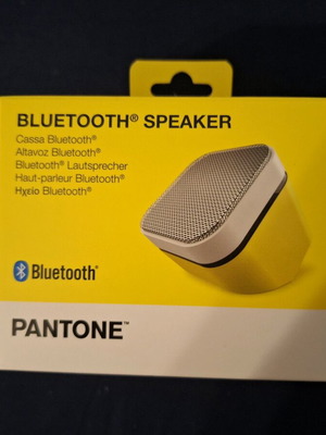 Celly Pantone portable Bluetooth speaker new