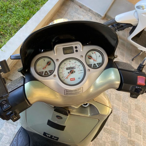 Aprilia Scarabeo 150 used, very good condition, new tires