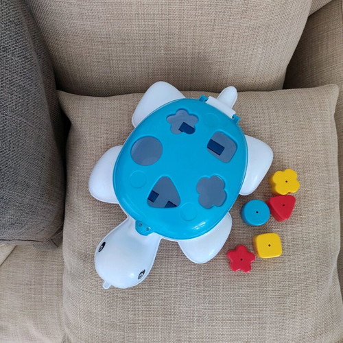 Fisher Price educational turtle for 12m+ like new