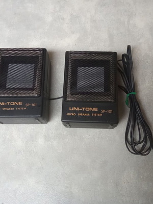 Unitone SP 101 vintage portable small speakers used