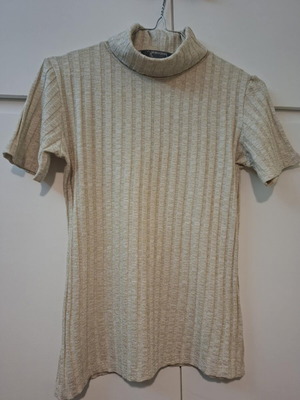 Evening blouse like new, beige with metallic gold thread, size S