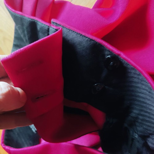 The Kooples elegant hot pink shorts with black velvet details like new, size M