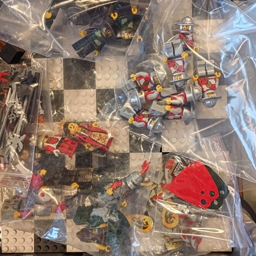 Lego Chess Castle Set 853373 2012 like new