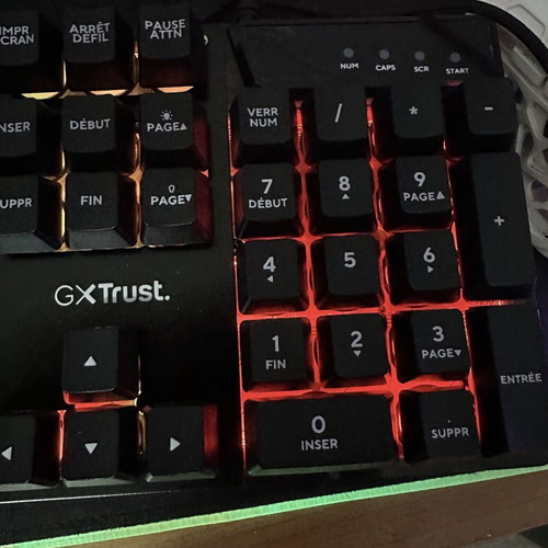 XTRUST Azor Illuminated Gaming Keyboard brand new, French layout
