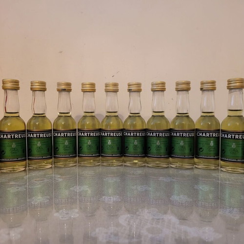 Chartreuse liqueur miniatures new, set of 12 x 30ml