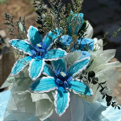 Plush Wire Bouquet with Dried Flowers made to order