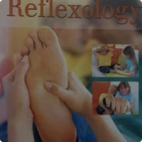 The Family Guide of Reflexology like new, Greek language book