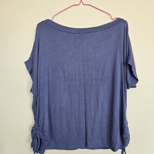 Women's blouse blue, like new, one size
