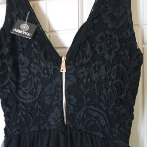 Formal women's dress new small black maxi