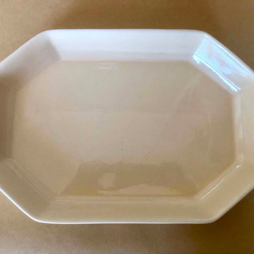 Polygonal ceramic serving platter like new, ecru color