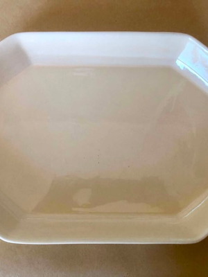 Polygonal ceramic serving platter like new, ecru color