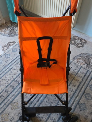Giordani bebe stroller new, very convenient and lightweight