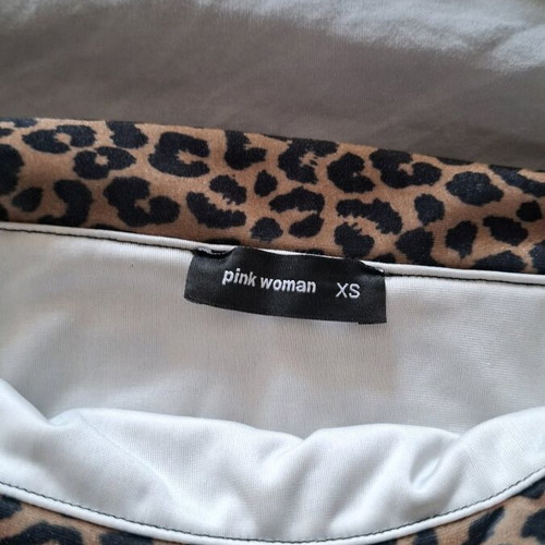 Woman pink blouse like new, size XS