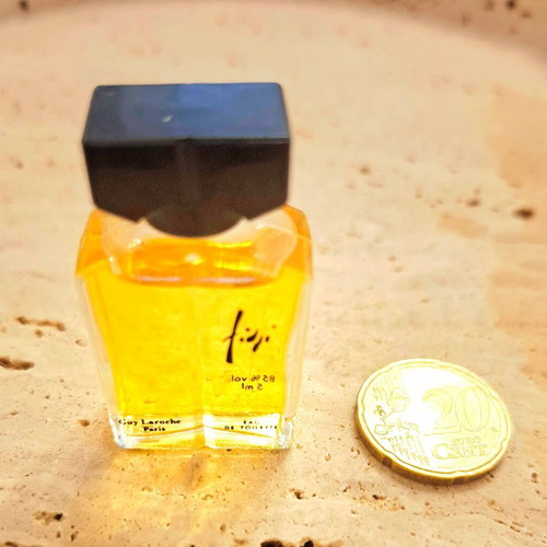 Vintage Miniature Fiji Eau de Toilette 5 ml by Guy Laroche like new