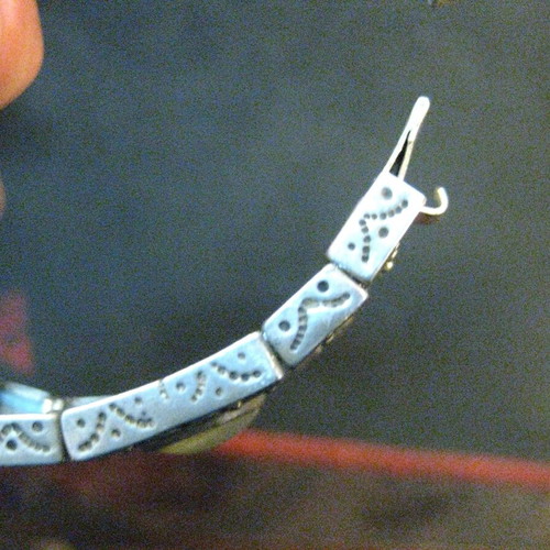 Silver bracelet like new with intricate design