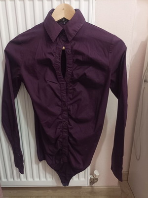 Purple bodysuit shirt like new, size S