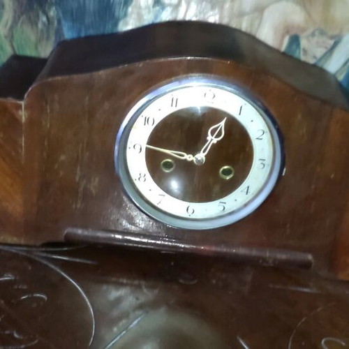 Old table clocks used, need repair