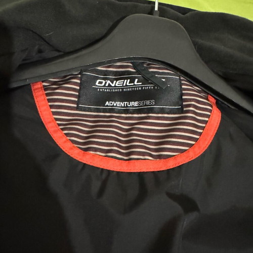 O’neill jacket like new, small, black and gray