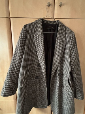 Zara checked long coat new, black and white