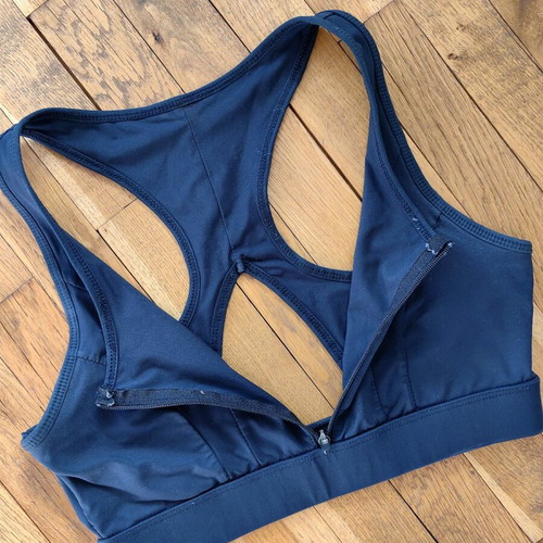 Crivit women's sports top size M like new, dark blue