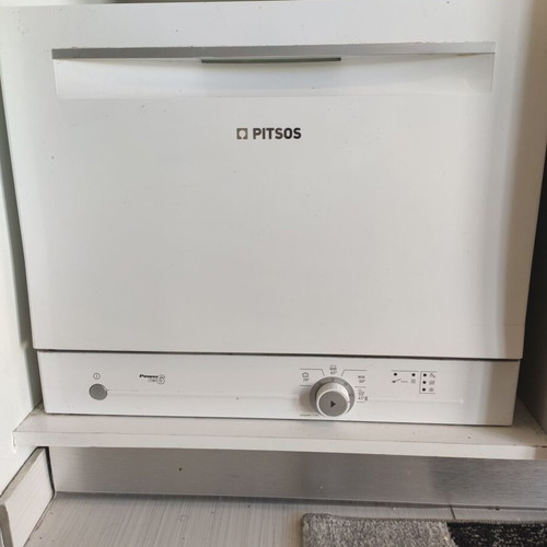 Pitsos dishwasher like new, ergonomic design for small spaces