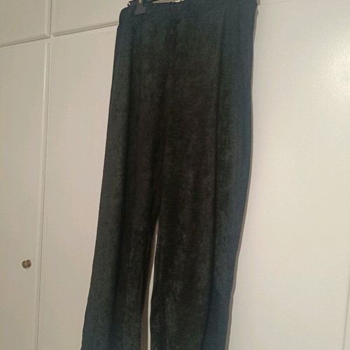 Velvet terry pants black like new, size L