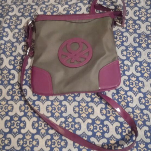 Women's shoulder bag