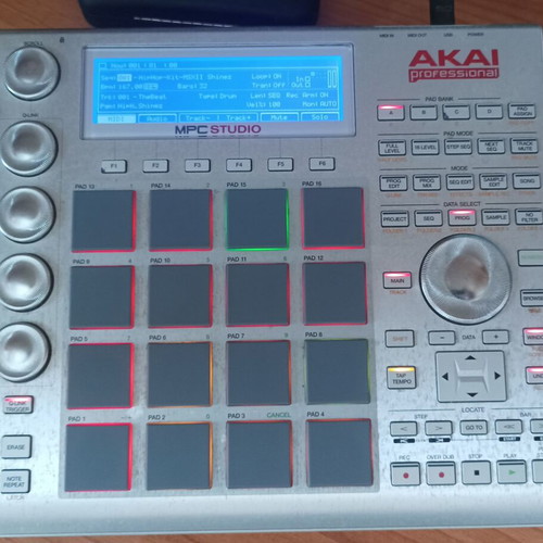 Akai MPC Studio V1 Silver used music production controller