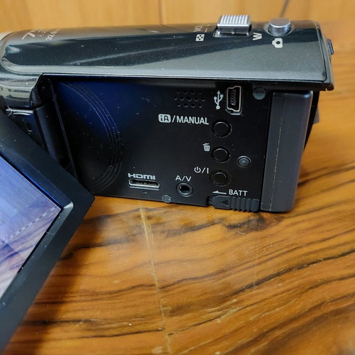 Panasonic HC-V130 Full HD Camera like new